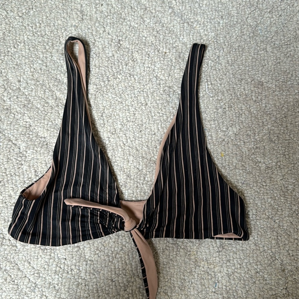 L space bikini top